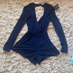 Navy blue romper with long sleeves (shorts)